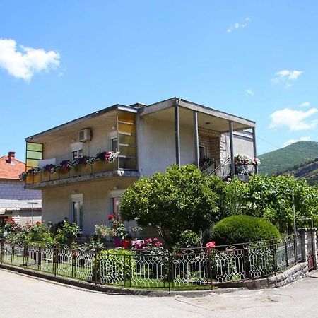 Apartamento Cvijetna Oaza Trebinje Exterior foto